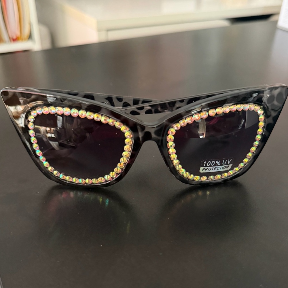 Leopard/black Iridescent Crystal-Trim Cat Eye Women’s Sunglasses